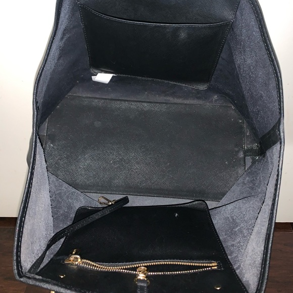 Michael Kors Black Saffiano Leather Jet Set Tote - Picture 5 of 5